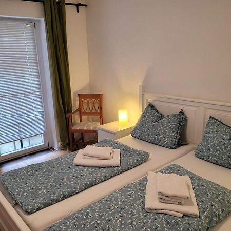 Urlaub Am Rhein, Ferienwohnung Mit Garten ボッパルト エクステリア 写真