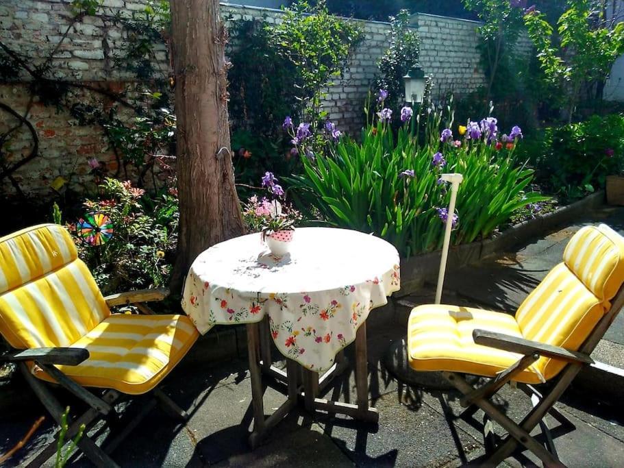 Urlaub Am Rhein, Ferienwohnung Mit Garten ボッパルト エクステリア 写真