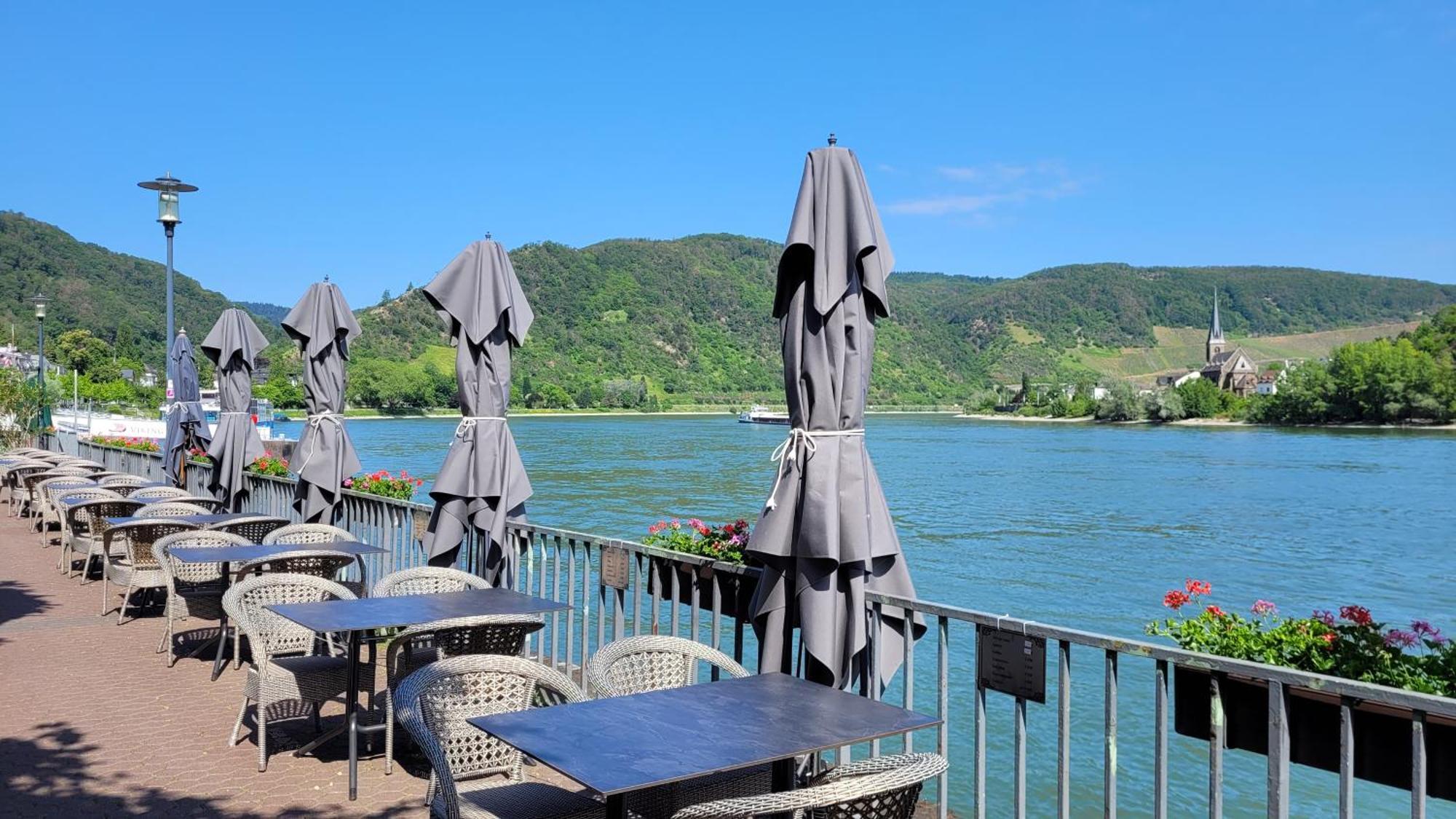 Urlaub Am Rhein, Ferienwohnung Mit Garten ボッパルト エクステリア 写真